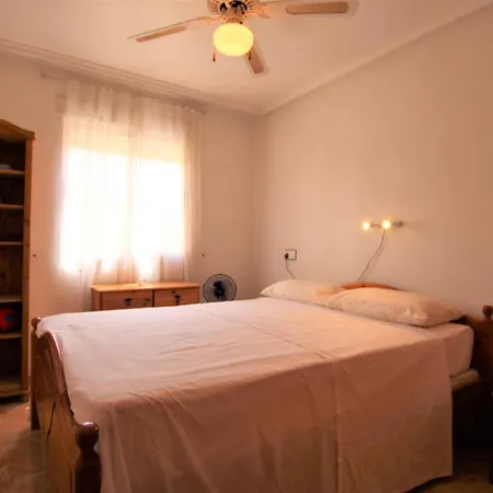 4 Personas En Altos Del Limonar Apartamento Torrevieja